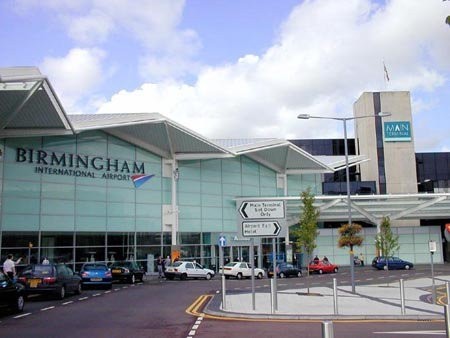 El aeropuerto Birmingham se vuelve ecológico con 200 paneles solares nuevos