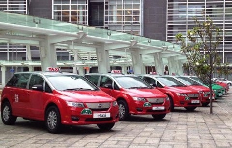 Hong Kong se vuelve ecológico con nuevos taxis eléctricos