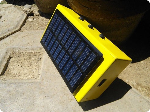 Este parlante Bluetooth usa energía solar